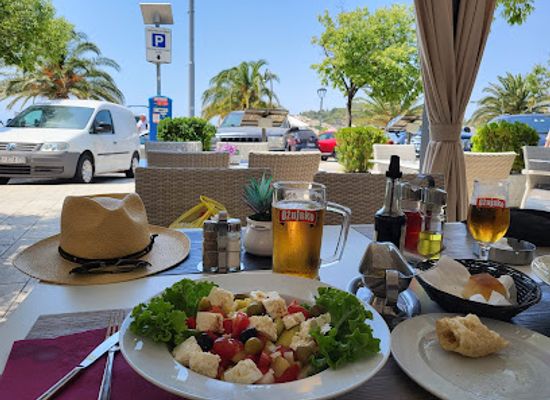 croatia/makarska/restaurant/marco-polo