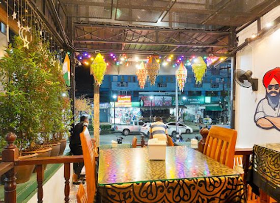 thailand/krabi/restaurant/tandoori-night-s-restaurant