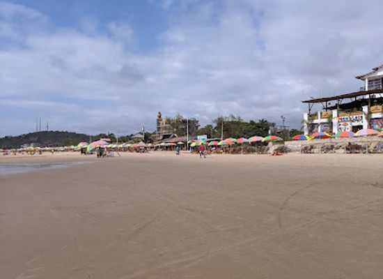 ecuador/montanita-beach/restaurant/pigro