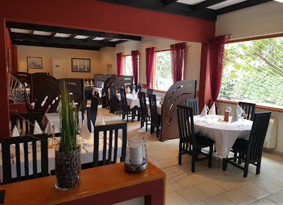 cameroon/south-west-region/restaurant/la-fourchette
