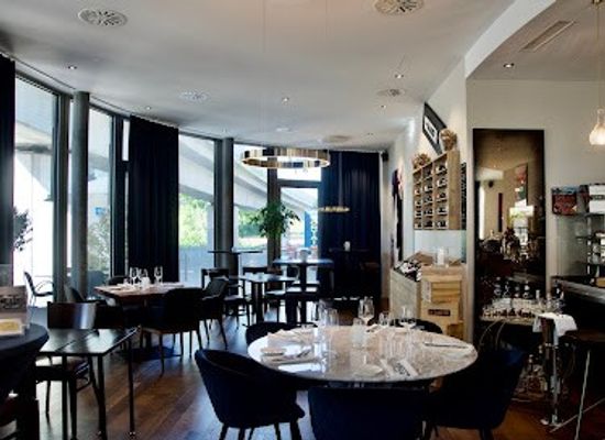 switzerland/zurich/restaurant/simple-tapas-bar