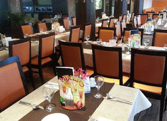 hungary/sopron/restaurant/nyugat-etterem
