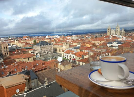 spain/castile-and-leon/restaurant/nimu-azotea