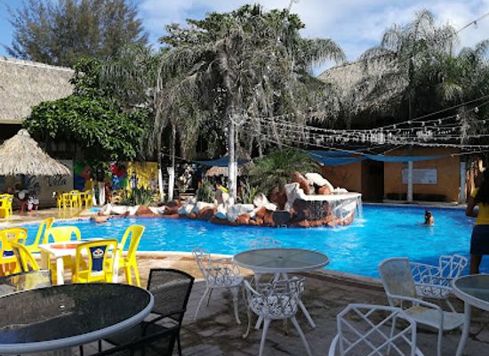 honduras/la-ceiba/restaurant/restaurante-la-vela