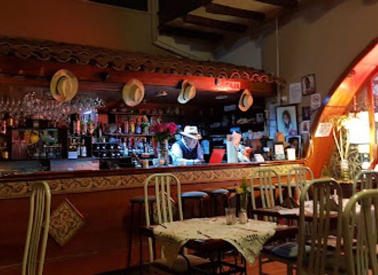ecuador/azuay-region/restaurant/don-colon-restaurante
