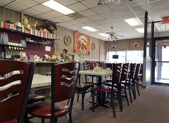 wisconsin/devil-s-lake-state-park/restaurant/los-sombreros-grill-restaurant