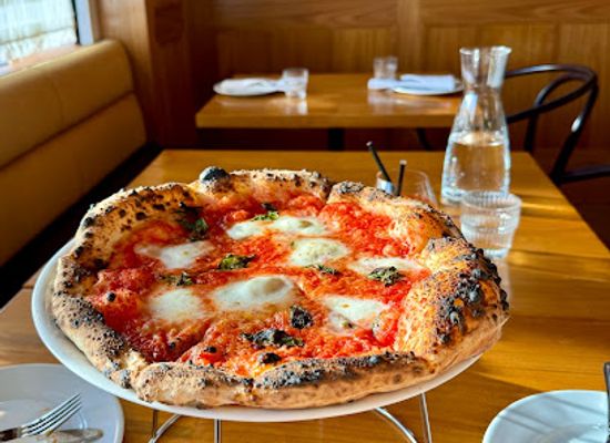 australia/canberra/restaurant/bada-bing-dining-club