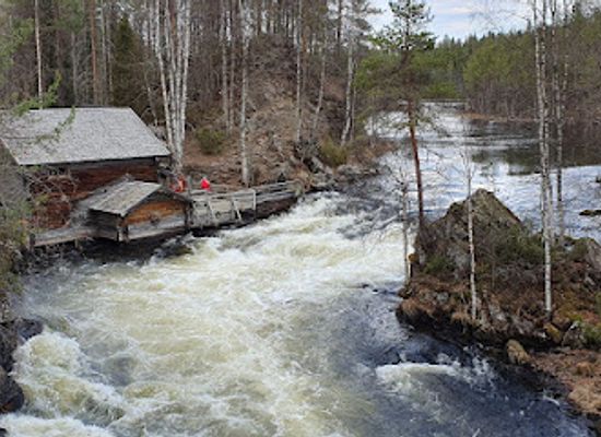 finland/karhunkierros-trail/restaurant/myllykoski-rapids