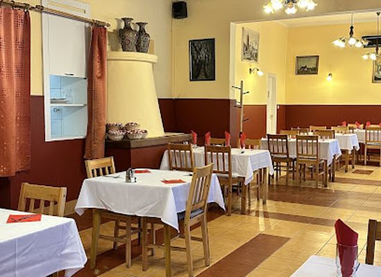 hungary/kecskemet/restaurant/sutus-vendeglo