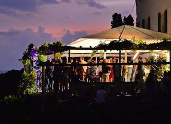 switzerland/lausanne/restaurant/domaine-de-la-crausaz