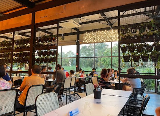 singapore/ang-mo-kio/restaurant/burp-kitchen-bar-bishan-park