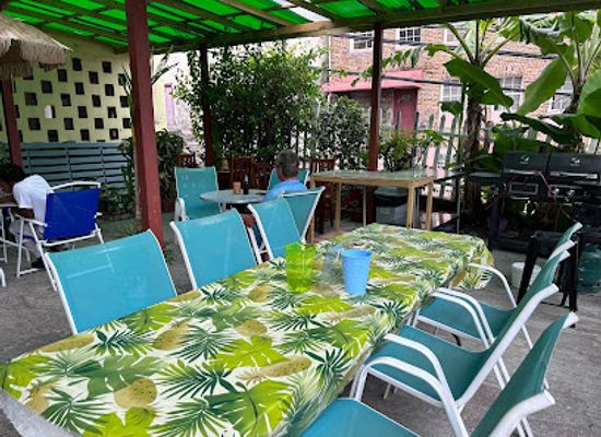 grenada/saint-george/restaurant/lal-s-foodie-s
