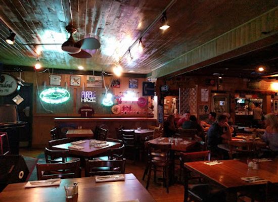 new-jersey/skylands-region/restaurant/salt-gastropub