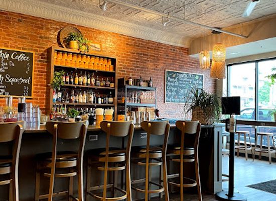 iowa/davenport/restaurant/miss-phay-cafe