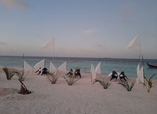 maldives/ari-atoll/restaurant/aliha-cafe