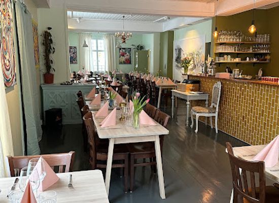 finland/espoo/restaurant/ravintola-cru