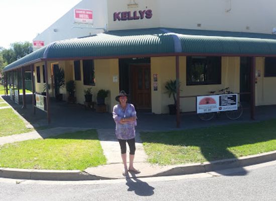 australia/murray-region/restaurant/farmers-arms-bar-bistro