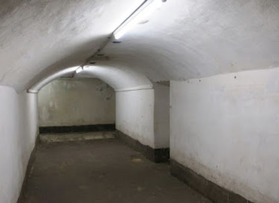 papua-new-guinea/new-guinea-islands-region/restaurant/admiral-yamamoto-s-bunker