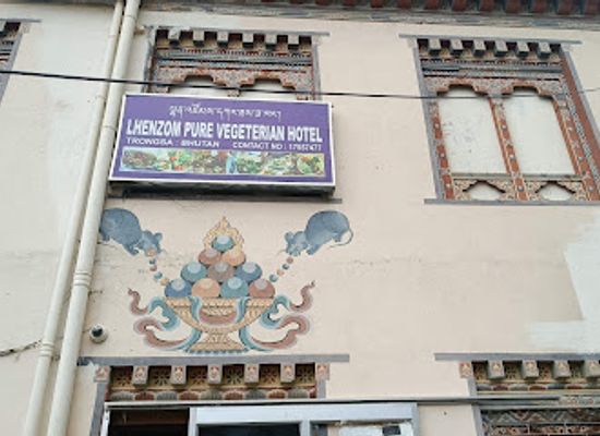 bhutan/gasa/restaurant/lhenzom-pure-vegetarian-hotel