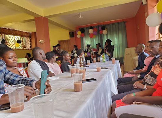uganda/masaka/restaurant/villa-lounge