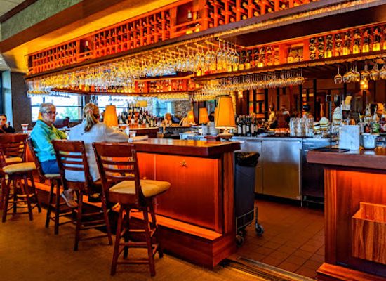 massachusetts/middlesex-county/restaurant/seasons-52