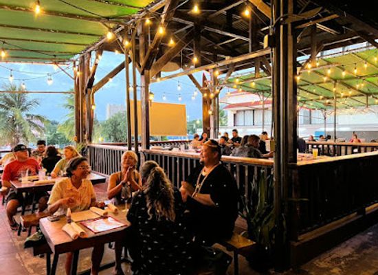 guam/tamuning-beach/restaurant/tomhom-grill-bar