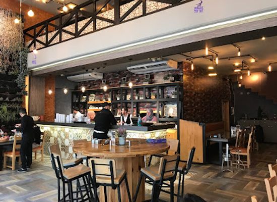lebanon/sidon/restaurant/foul-al-zaeem