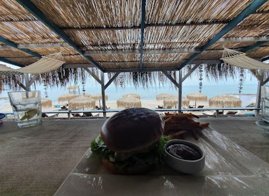 bulgaria/strandzha/restaurant/dolphin-beach-bar-dinner