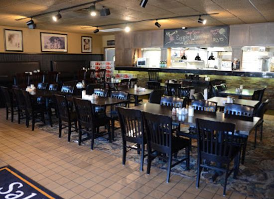 iowa/muscatine/restaurant/sal-vitale-s-italian-restaurant-and-pizzeria