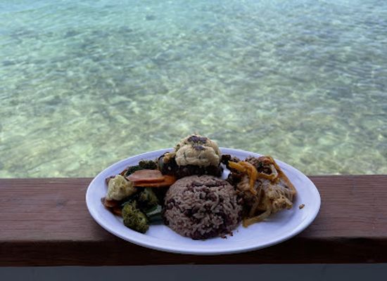 honduras/roatan/restaurant/annie-s-boardwalk-cafe