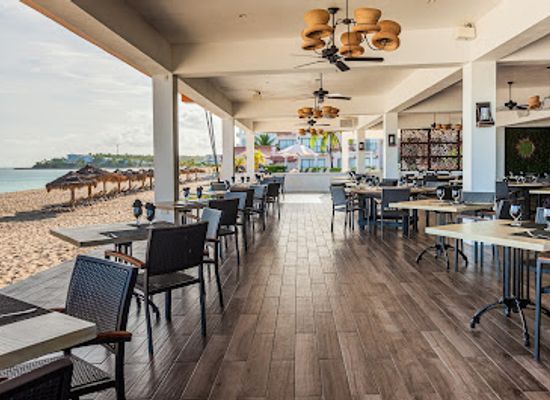 anguilla/merrywing-bay/restaurant/straw-hat-restaurant