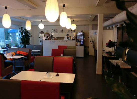 finland/espoo/tapiola/restaurant/restaurant-ln-sushi-art-mantyviita-6