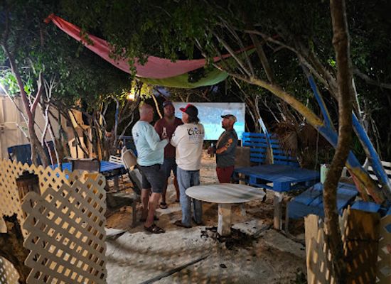the-bahamas/exuma/restaurant/sisal-patch-bar-grill