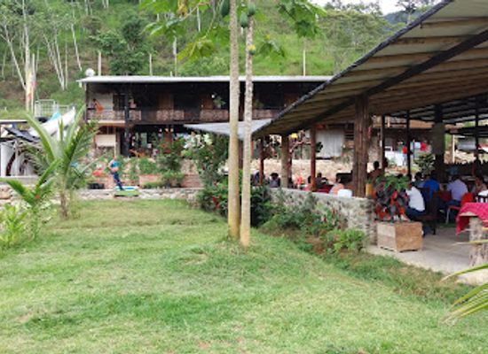 ecuador/southeast-oriente/restaurant/tundayme-comedor-el-minero