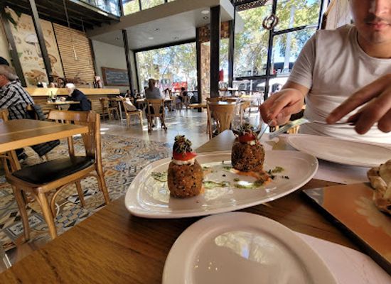 argentina/aconcagua-provincial-park/restaurant/magnolia-resto