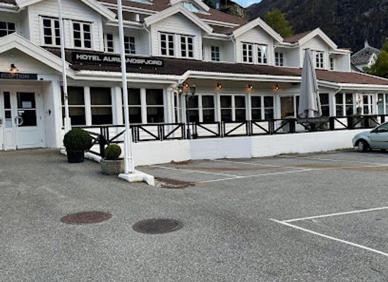norway/vestlandet/restaurant/restaurant-hotel-aurlandsfjord
