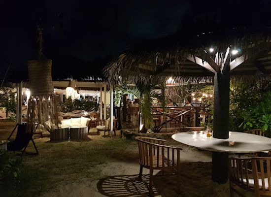 antigua-and-barbuda/saint-peter/restaurant/casa-roots-beach-food-drinks