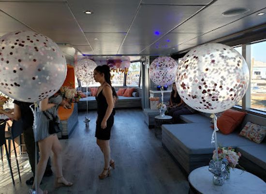 california/long-beach/restaurant/queens-wharf-restaurant