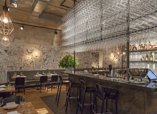 poland/warsaw/restaurant/kieliszki-na-proznej