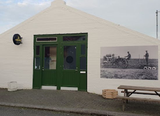 iceland/borgarfjörður/restaurant/hvanneyri-pub