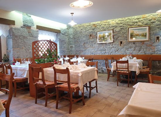 slovenia/coastal-karst/restaurant/pri-mlinu