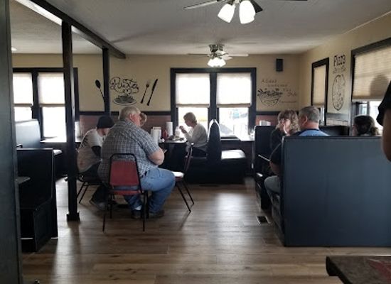 kentucky/big-south-fork-national-river-and-recreation-area/restaurant/pizza-house-pine-knot