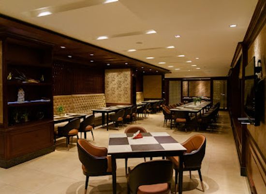 india/guwahati/restaurant/aroma-modern-dining