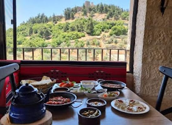 jordan/ajloun-forest-reserve/restaurant/jar-al-jabal-restaurant