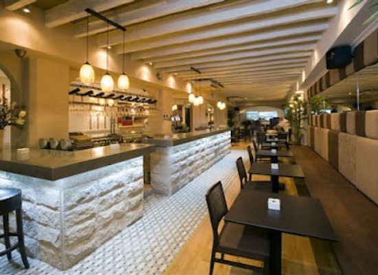 gibraltar/moorish-castle/restaurant/corks