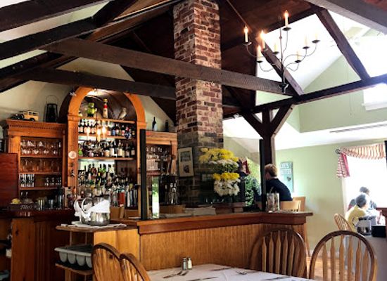 massachusetts/cape-cod/restaurant/beacon-room