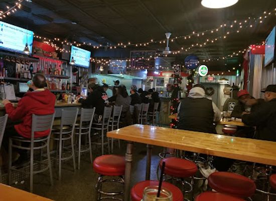 wisconsin/kenosha/restaurant/the-garage