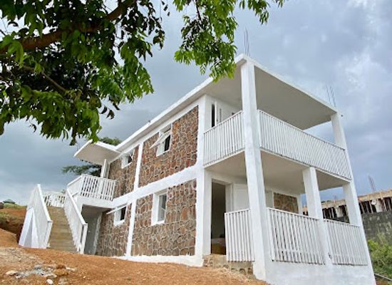 sierra-leone/tokeh-beach/restaurant/mansaray-resort