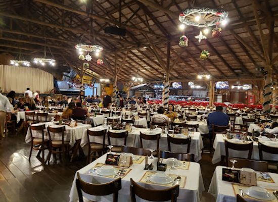 brazil/serra-gaucha/restaurant/churrascaria-garfo-e-bombacha-noite-gaucha