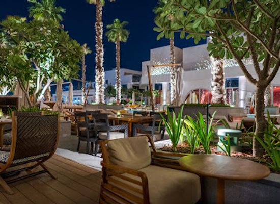 united-arab-emirates/dubai/palm-jumeirah/restaurant/blvd-on-one